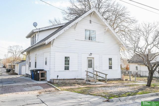 2015 W Street, Omaha, NE 68107