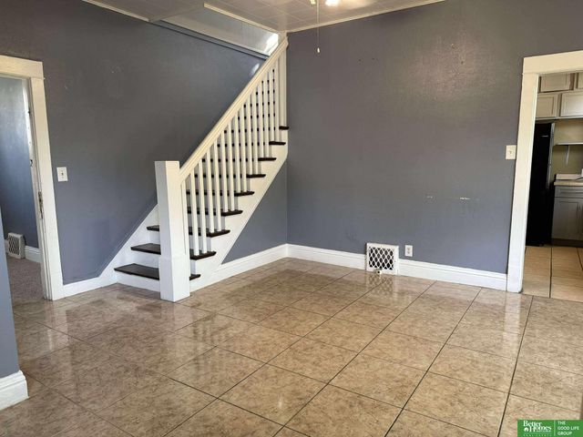 2015 W Street, Omaha, NE 68107
