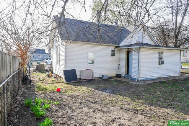 2015 W Street, Omaha, NE 68107