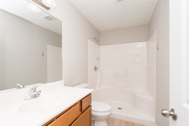 4215 NW 8th Court, Ankeny, IA 50023