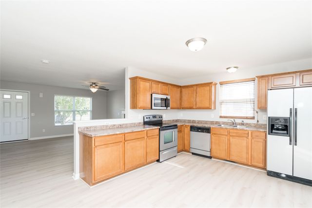 4215 NW 8th Court, Ankeny, IA 50023