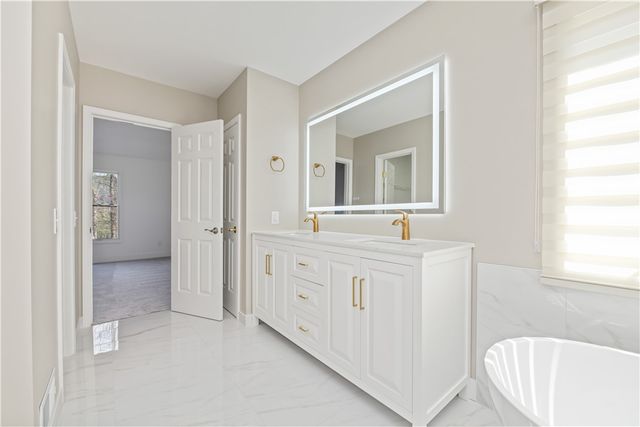 757 Bel Arbor, Webster, NY 14580