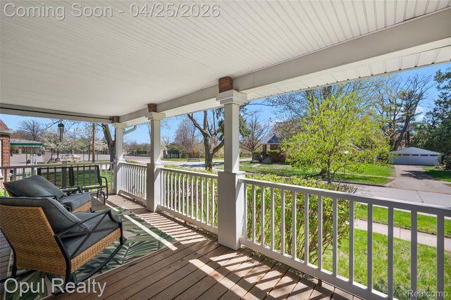 34512 Ash Street, Wayne, MI 48184