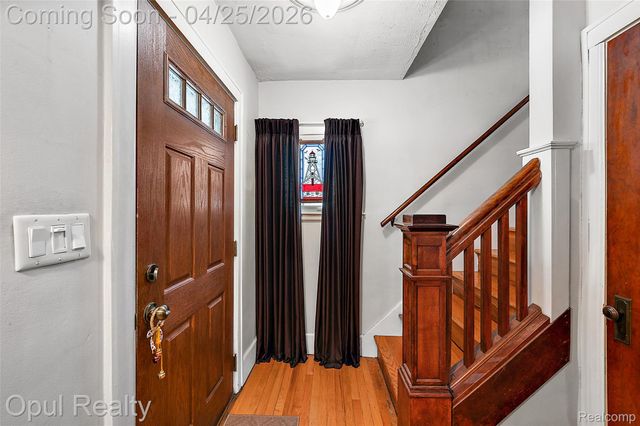 34512 Ash Street, Wayne, MI 48184