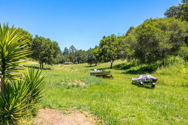 3554 Paul Sweet Road, Santa Cruz, CA 95065