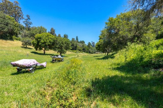 3554 Paul Sweet Road, Santa Cruz, CA 95065