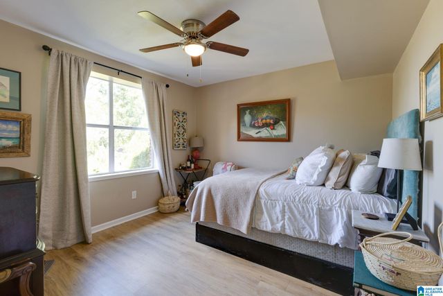 828 GREEN CREST TURN, Birmingham, AL 35212