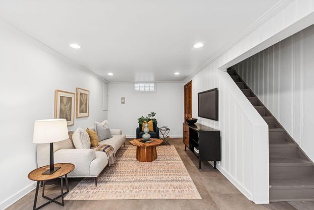 319 Rossford Avenue, Fort Thomas, KY 41075