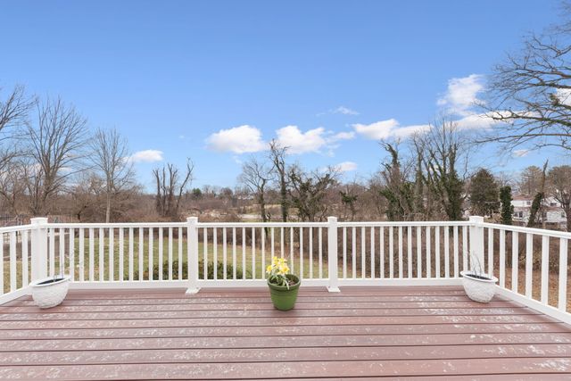 319 Rossford Avenue, Fort Thomas, KY 41075