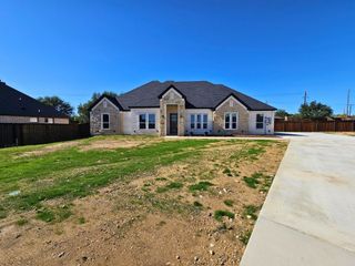 105 Oxford Court, Weatherford, TX 76088