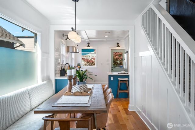 6525 3rd Avenue NW, Seattle, WA 98117