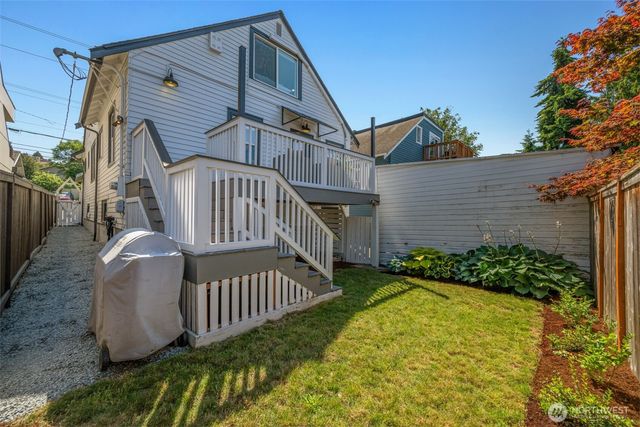 6525 3rd Avenue NW, Seattle, WA 98117