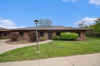 1127 VILLA LINDE, Flint Twp, MI 48532