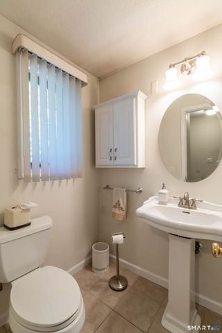 3 Dutton Place Way 3, Glastonbury, CT 06033
