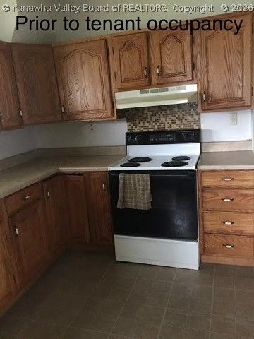 226 9th Avenue, South Charleston, WV 25303