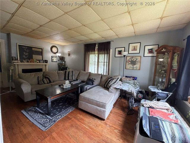 226 9th Avenue, South Charleston, WV 25303
