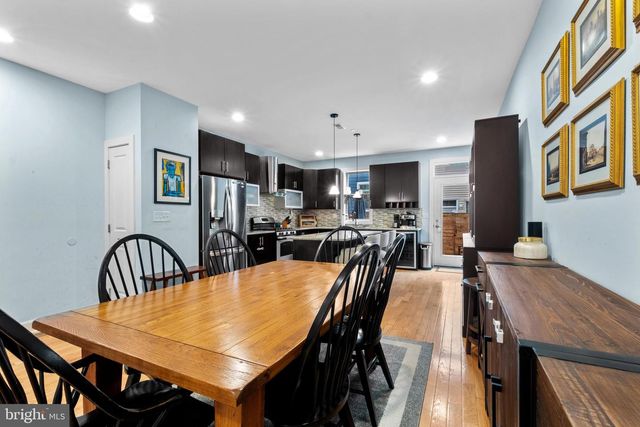 2136 CARPENTER ST, Philadelphia, PA 19146