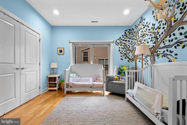 2136 CARPENTER ST, Philadelphia, PA 19146