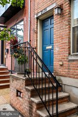 2136 CARPENTER ST, Philadelphia, PA 19146