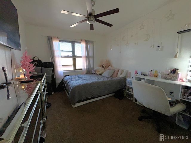 4905 North Oaks Boulevard, North Brunswick, NJ 08902