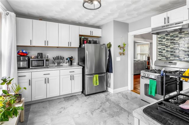 18 Berkley Street, Providence, RI 02908