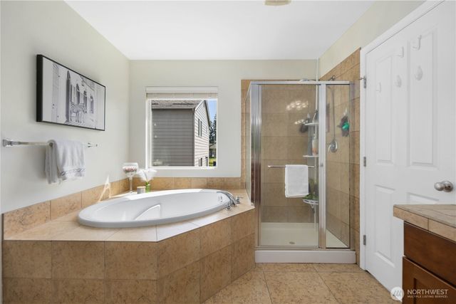 38030 41st Place S, Auburn, WA 98001