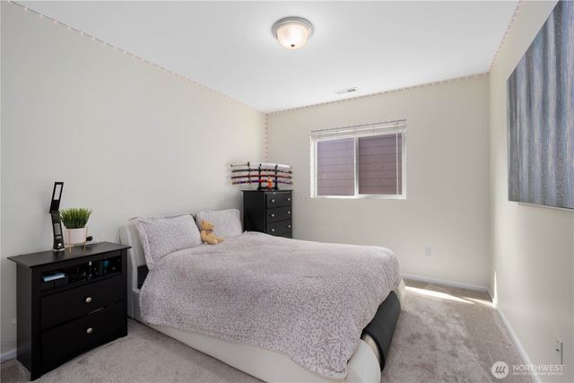 38030 41st Place S, Auburn, WA 98001