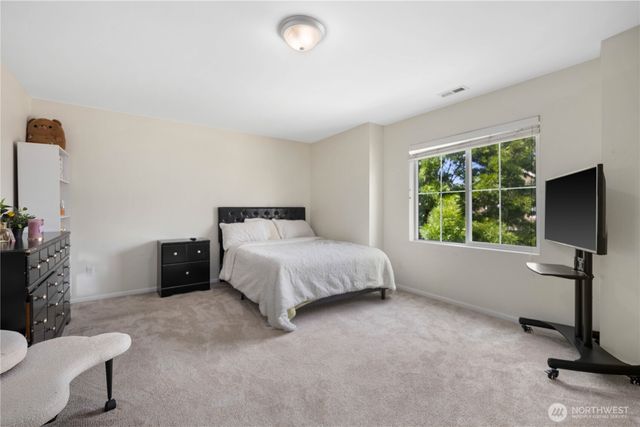 38030 41st Place S, Auburn, WA 98001