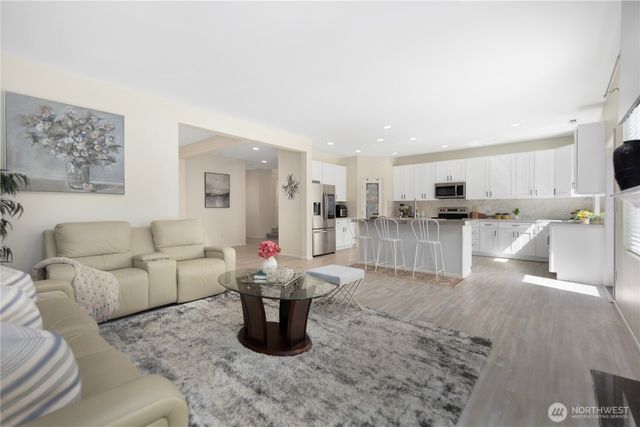 38030 41st Place S, Auburn, WA 98001