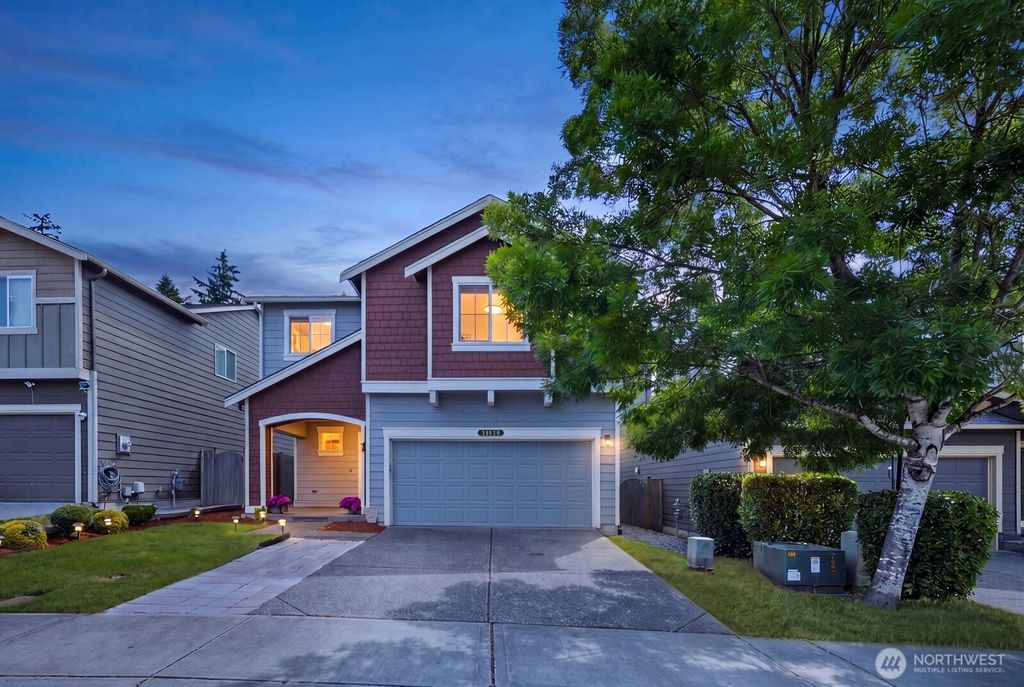 38030 41st Place S, Auburn, WA 98001