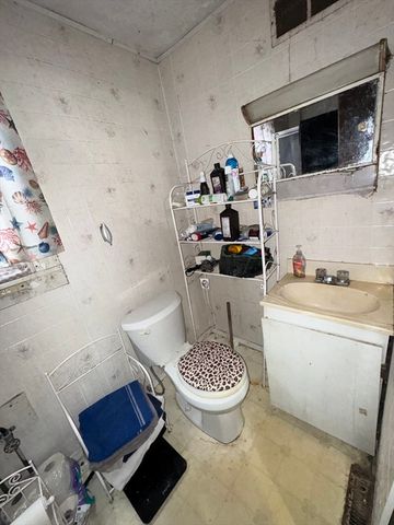 163 Bridge St, Gardner, MA 01440