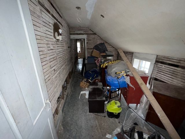 163 Bridge St, Gardner, MA 01440