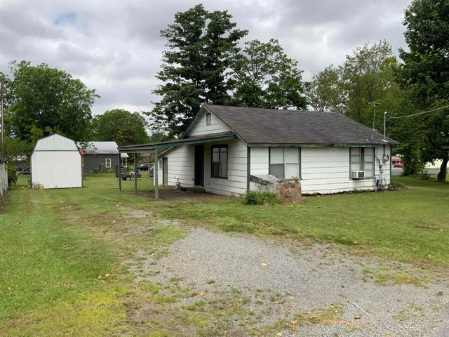 12 Church St, Guy, AR 72061