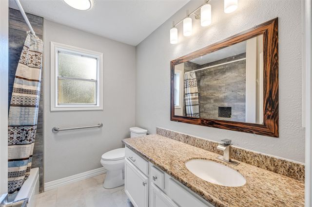 9806 Tanager Lane, Conroe, TX 77385