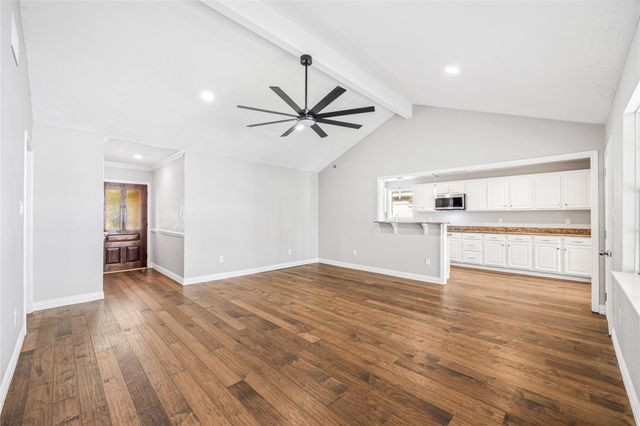 9806 Tanager Lane, Conroe, TX 77385
