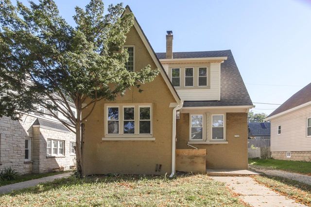 2948 N 56th STREET, Milwaukee, WI 53210