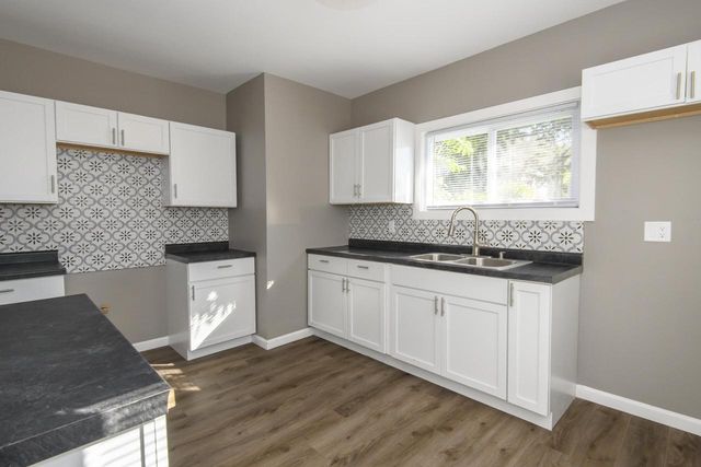 2948 N 56th STREET, Milwaukee, WI 53210