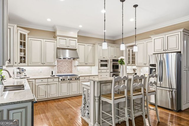 1056 Bluffhaven Way, Brookhaven, GA 30319