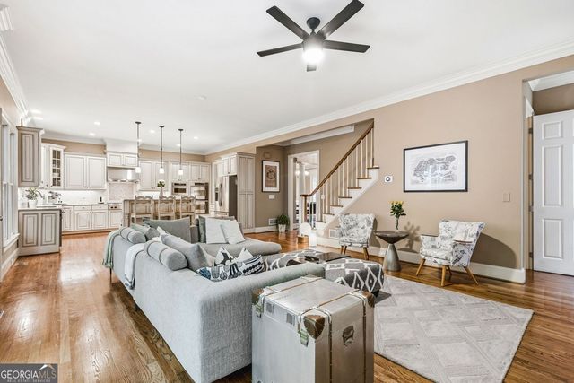 1056 Bluffhaven Way, Brookhaven, GA 30319