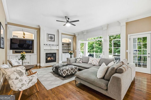 1056 Bluffhaven Way, Brookhaven, GA 30319