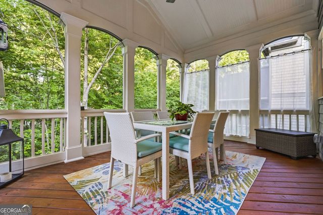 1056 Bluffhaven Way, Brookhaven, GA 30319
