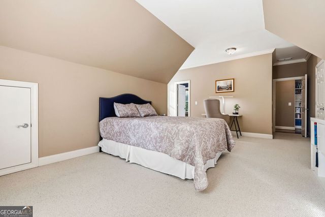 1056 Bluffhaven Way, Brookhaven, GA 30319