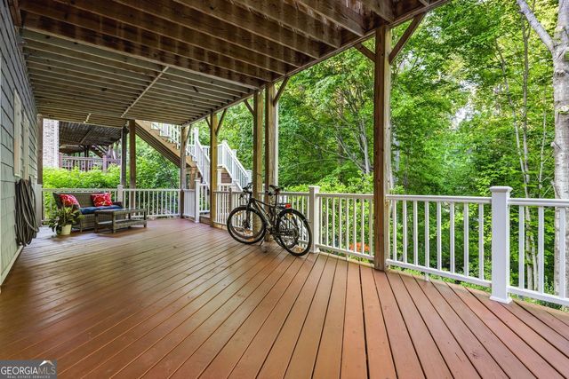1056 Bluffhaven Way, Brookhaven, GA 30319