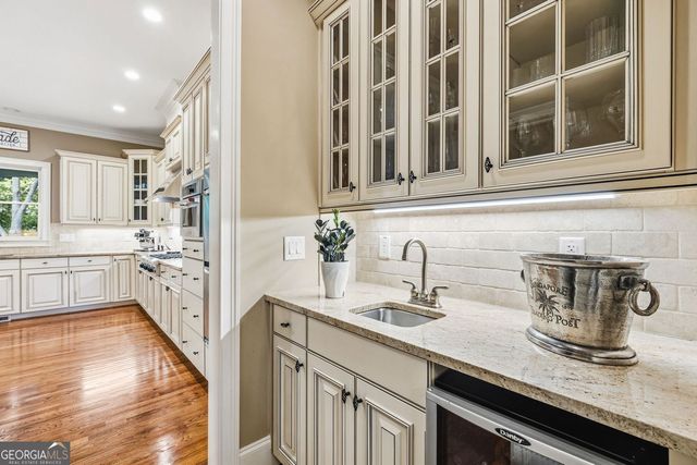1056 Bluffhaven Way, Brookhaven, GA 30319