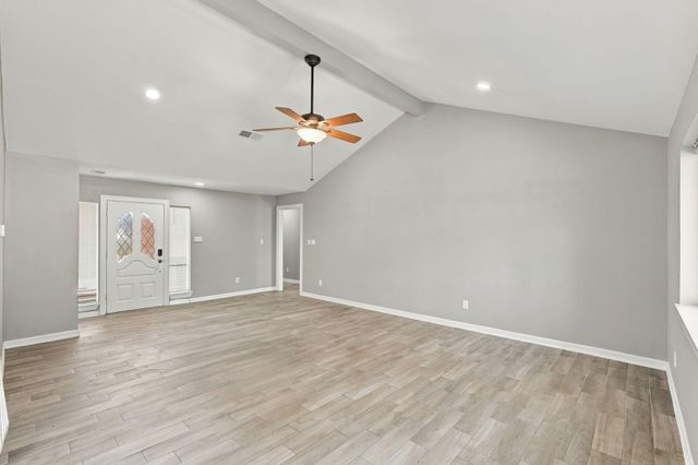 1704 S 1st Street, Conroe, TX 77301