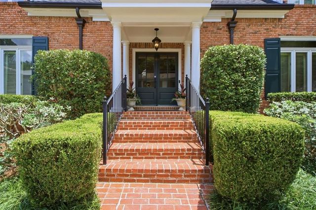 4414 Paces Battle NW, Atlanta, GA 30327