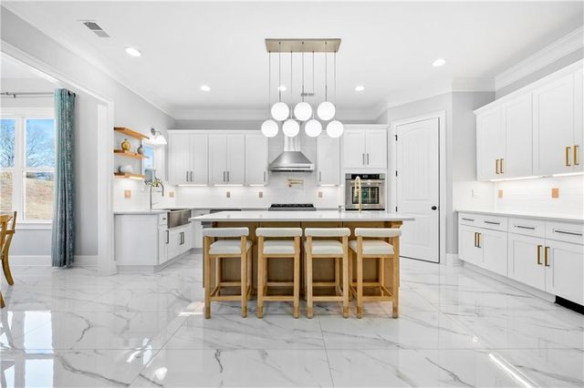 5955 Pennant Lane, Suwanee, GA 30024