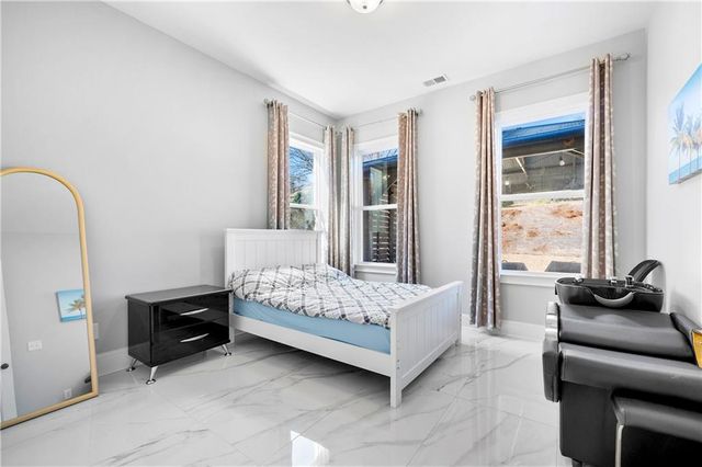 5955 Pennant Lane, Suwanee, GA 30024