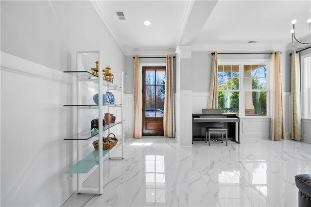 5955 Pennant Lane, Suwanee, GA 30024