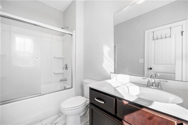 5955 Pennant Lane, Suwanee, GA 30024